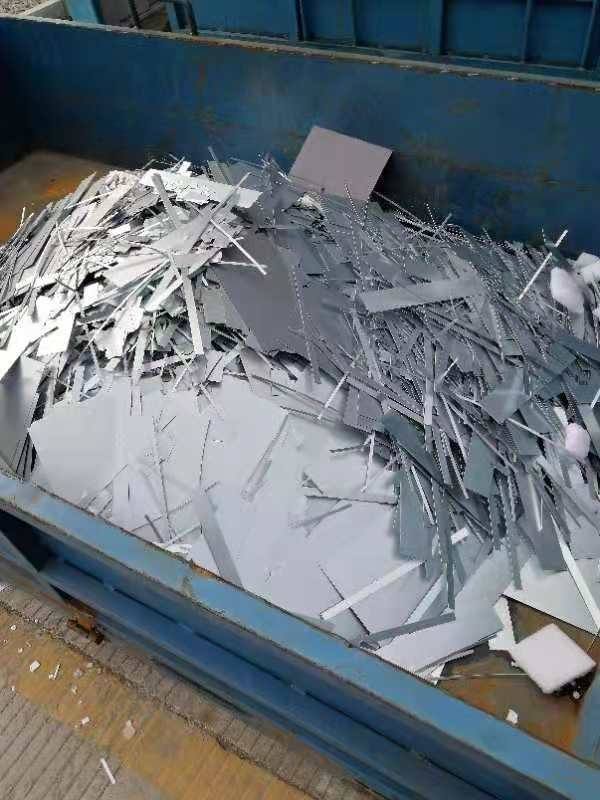 廢舊玻璃鋼回收行業(yè)面臨廣闊的市場